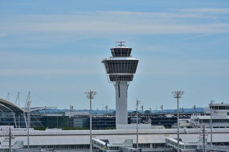 Tower am Flughafen München